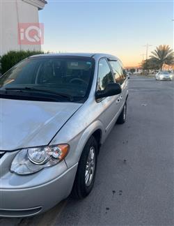 Chrysler Town and Country